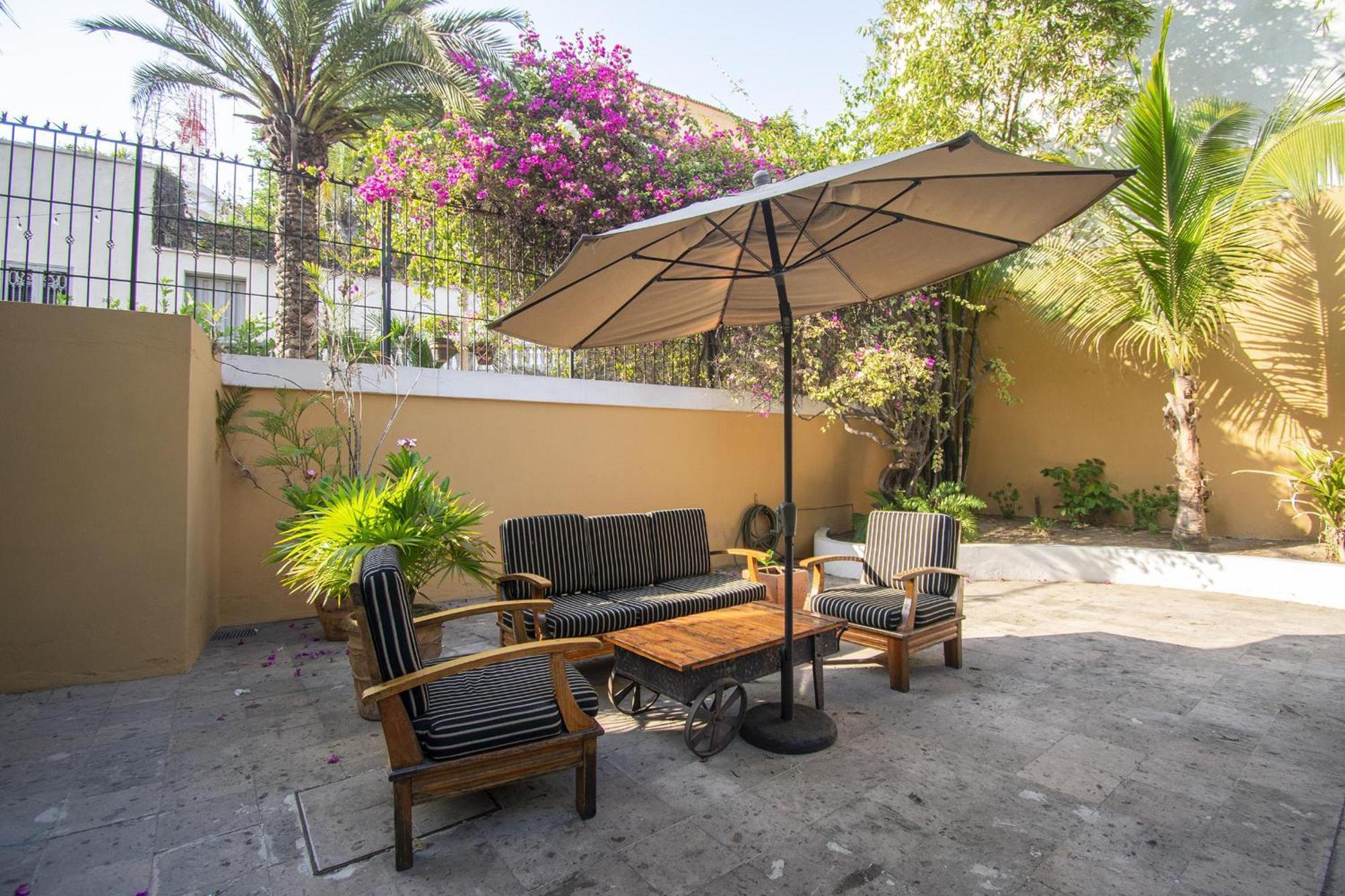Sunsets Every Night- Olas Altas Apartamento