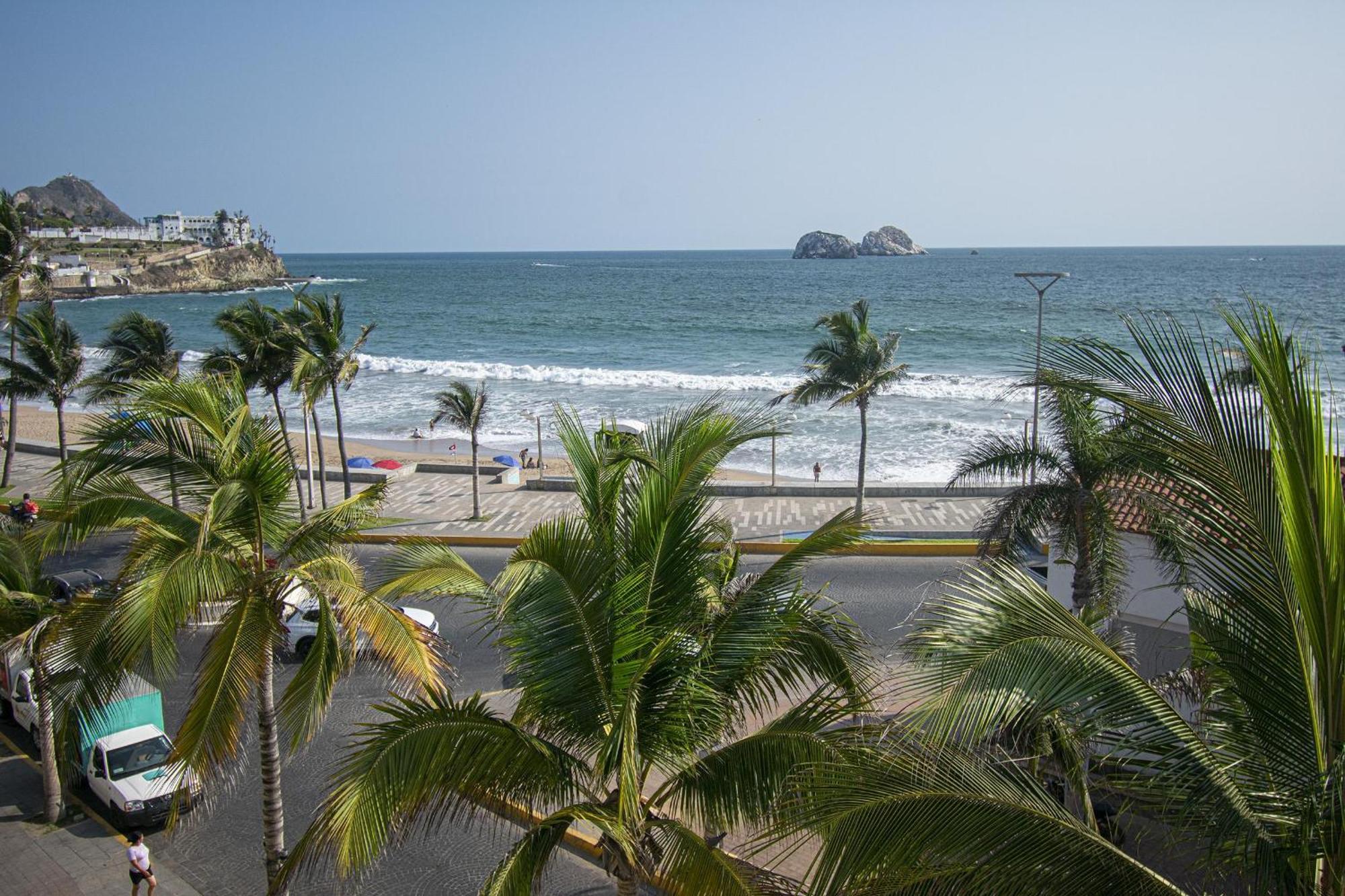 Sunsets Every Night- Olas Altas Apartamento *