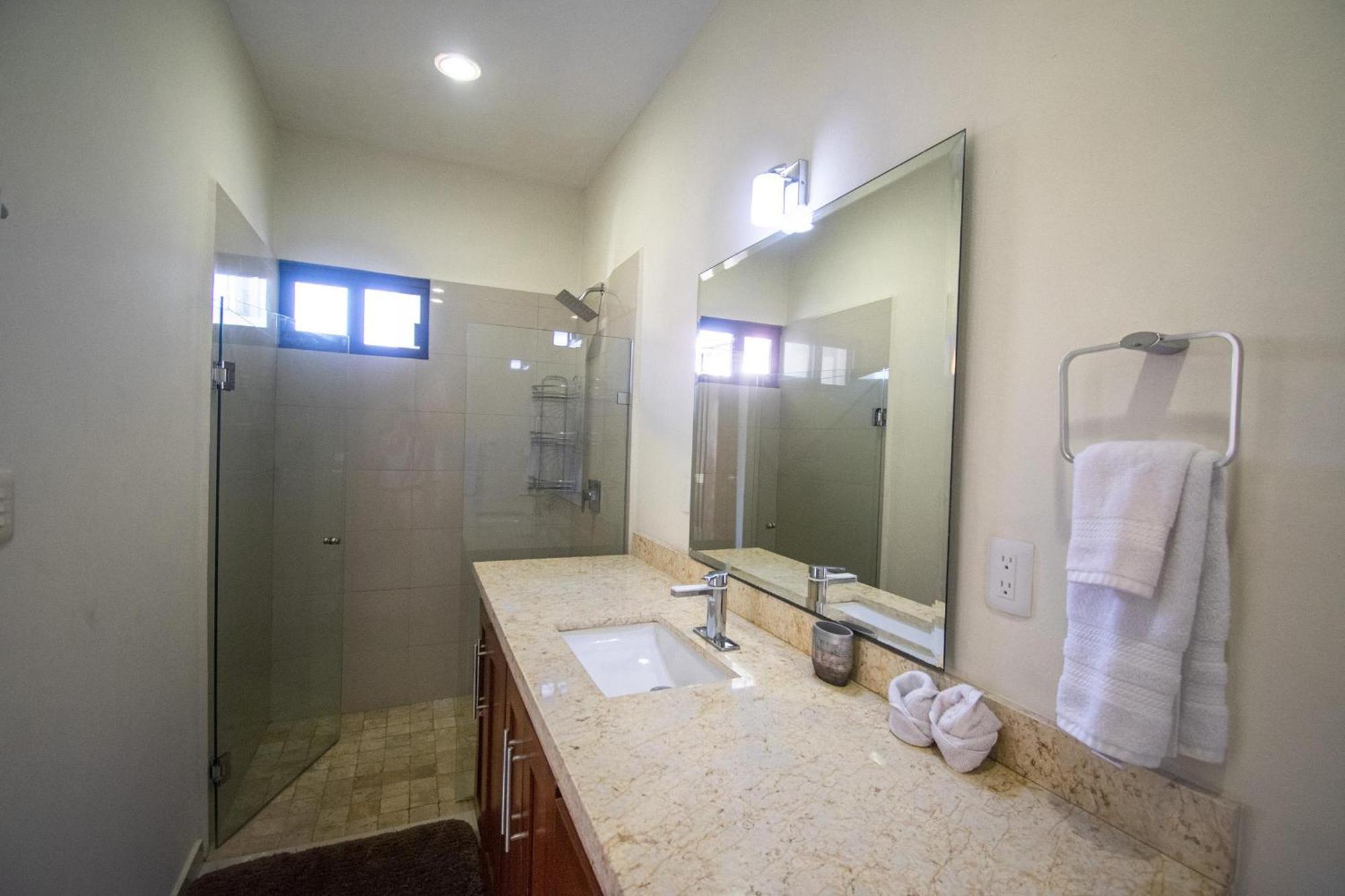 Sunsets Every Night- Olas Altas Apartamento